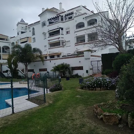 Apartamento Con Piscina Y Terraza Junto A La Playa