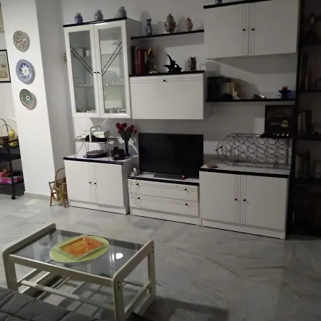 Apartamento Con Piscina Y Terraza Junto A La Playa Apartment *