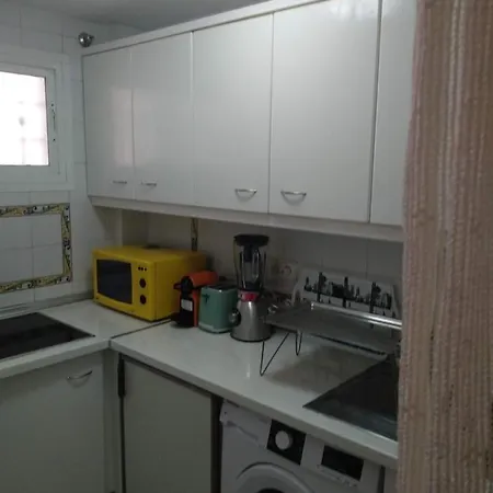 Apartamento Con Piscina Y Terraza Junto A La Playa