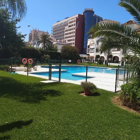 Apartamento Con Piscina Y Terraza Junto A La Playa
